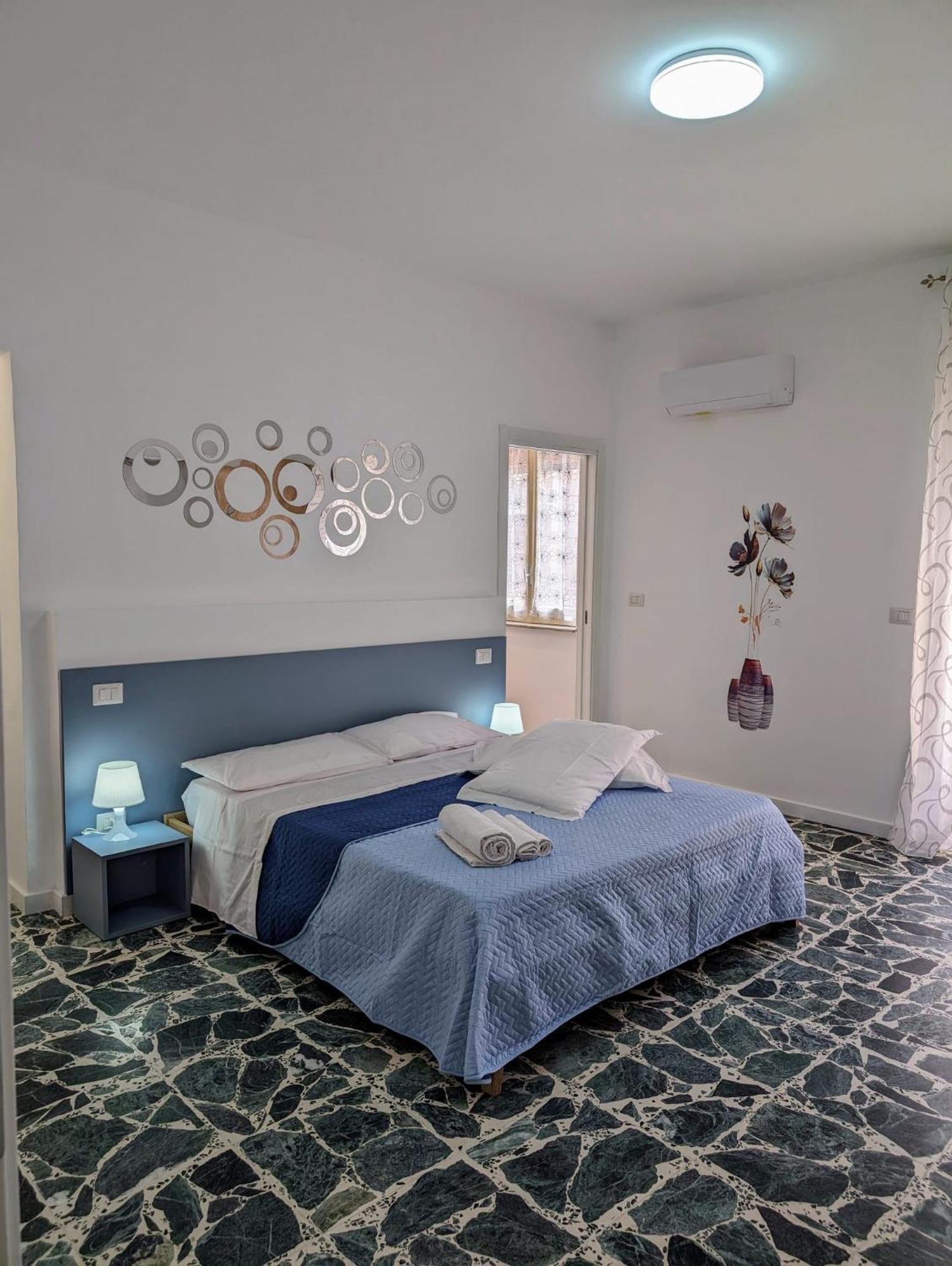 דירות סירקוזה Magi House מראה חיצוני תמונה